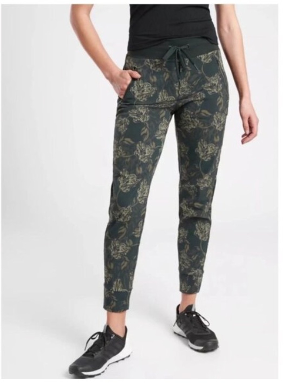 Athleta Floral-Print Jogger Pants size 8
